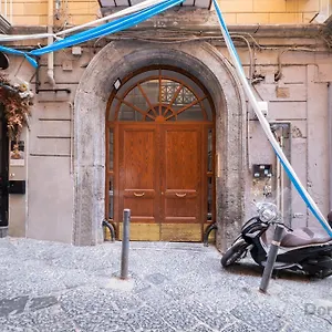 https://de-cesare53.hotels-amalfi.com